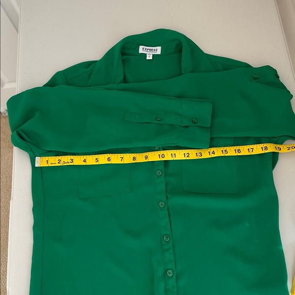 Express Vibrant Green Button-Down Shirt Size S/P. - Picture 10 of 16
